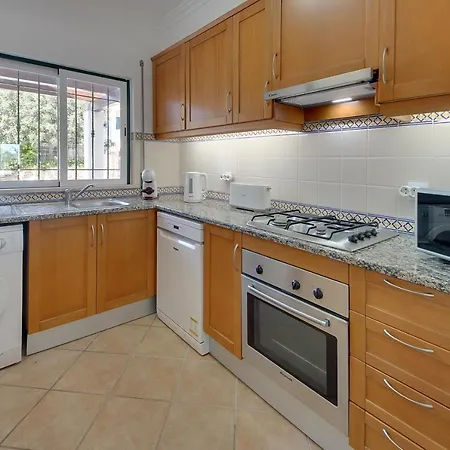 Eagle Eye Αλμπουφέιρα